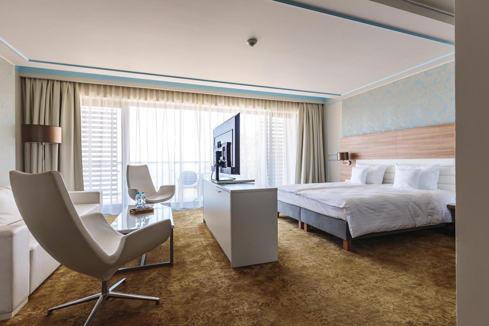 Antoninska 4*